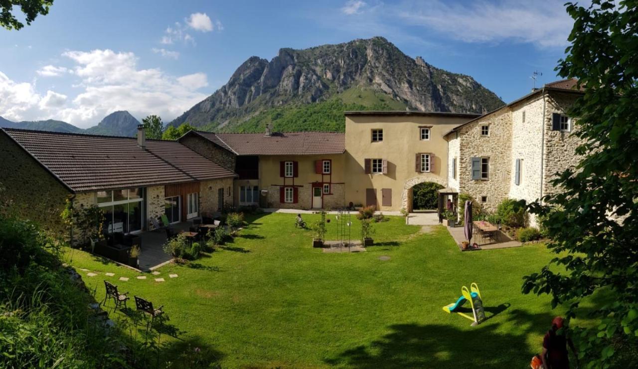 Maison D'Hotes Du Domaine Fournie Tarascon-sur-Ariège Exterior foto